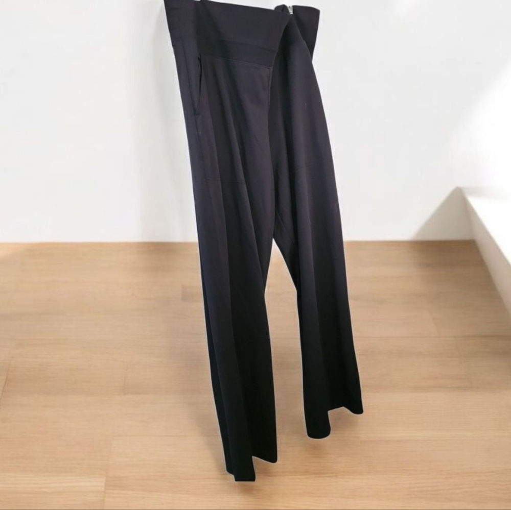 Athleta Venice High Rise Wide Leg Pant in black
